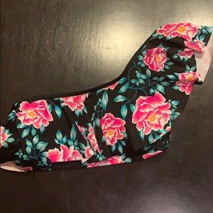 Floral bikini top, goes on one shoulder